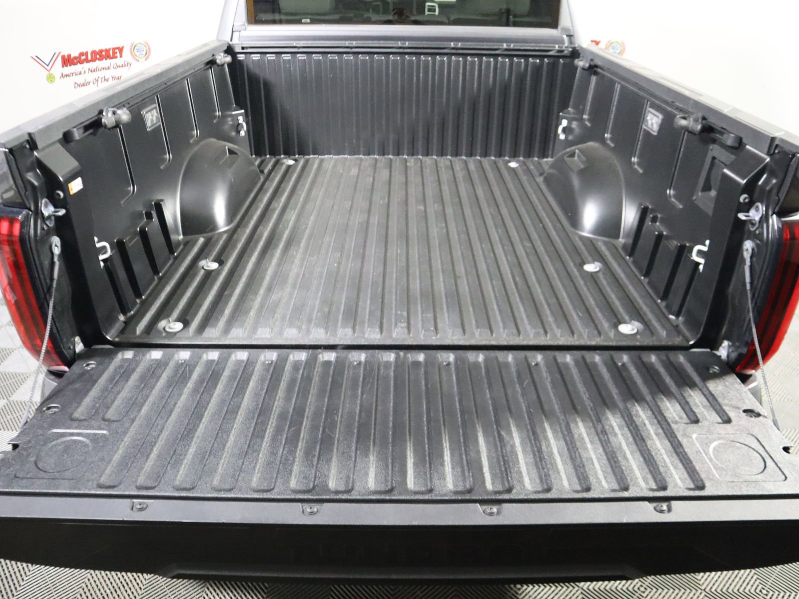 Used 2025 Toyota Tundra SR5 image 9