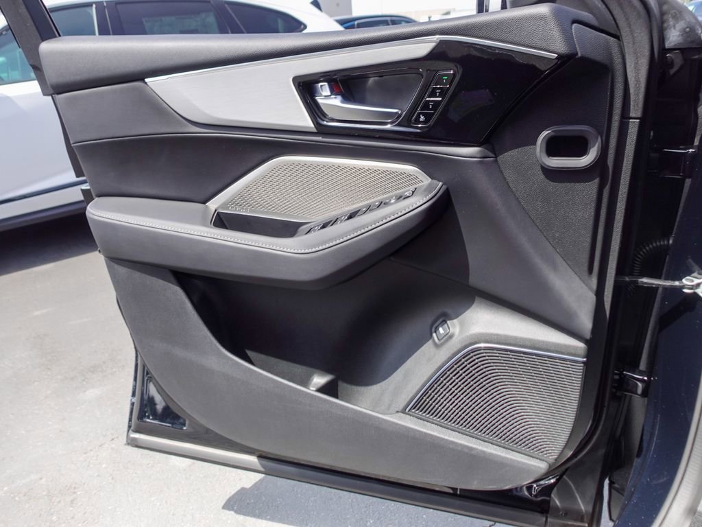 Certified 2023 Acura MDX SH-AWD w/ Technology Package image 20