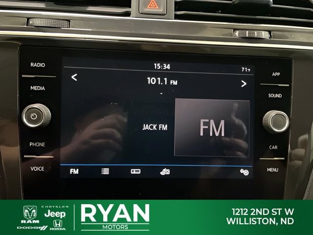Used 2019 Volkswagen Tiguan SE FWD image 19