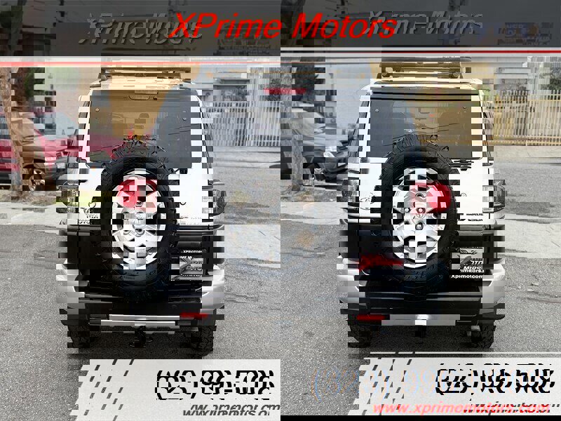 Used 2007 Toyota FJ Cruiser 4WD image 7