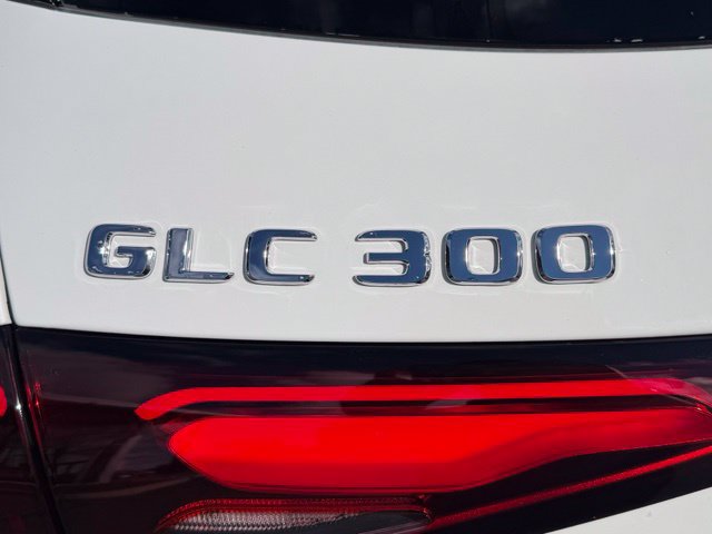 New 2026 Mercedes-Benz GLC 300 4MATIC image 9