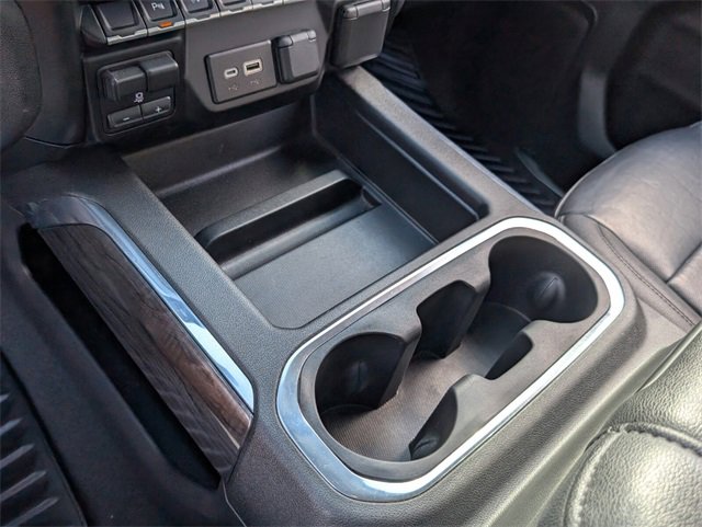 Used 2021 Chevrolet Silverado 1500 LTZ image 22