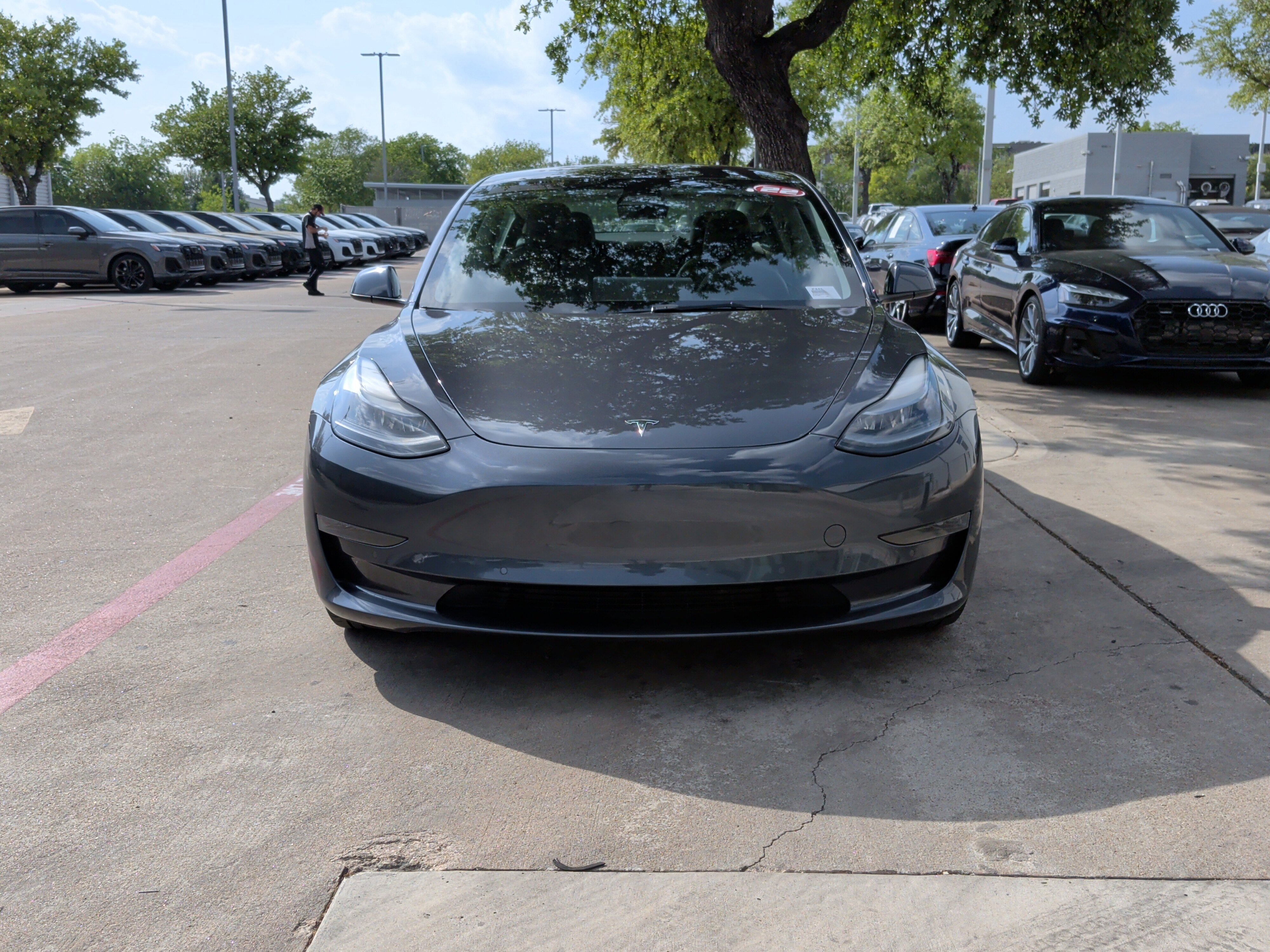Used 2022 Tesla Model 3 Standard Range image 3