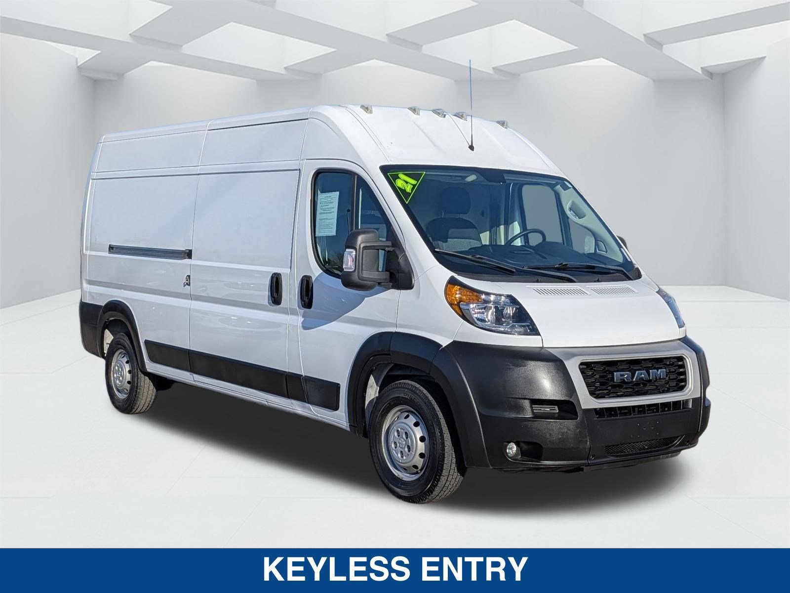 Used 2021 RAM ProMaster 2500 w/ Convenience Group image 3