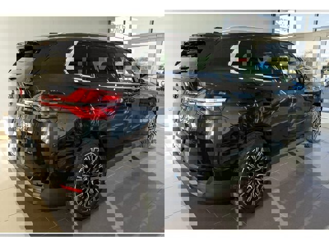 New 2026 BMW X3 xDrive30 w/ Premium Package image 5