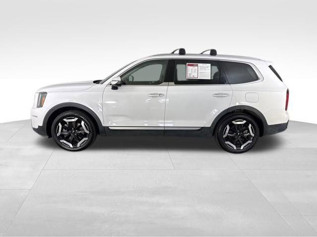 Certified 2025 Kia Telluride S image 10