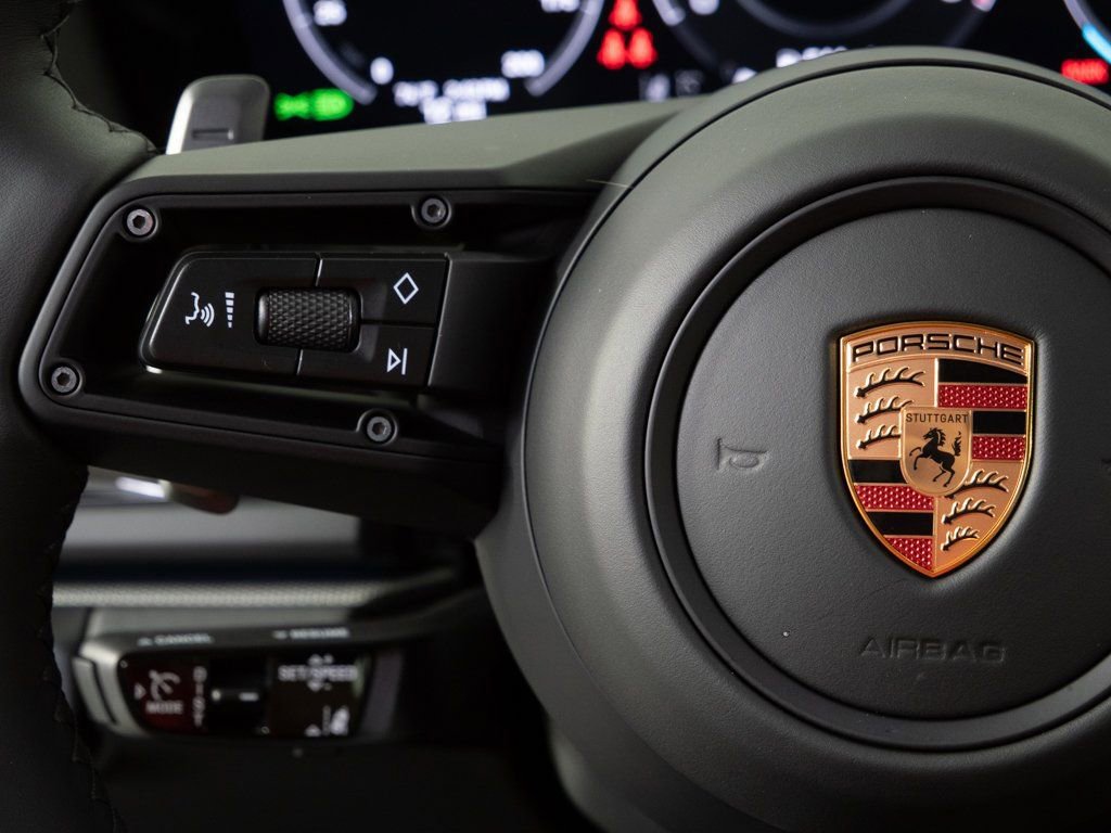 New 2026 Porsche Panamera image 10