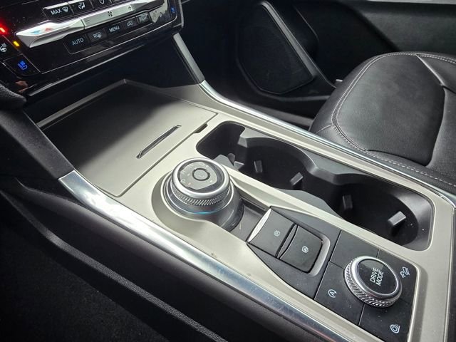 Used 2024 Ford Explorer Limited image 19