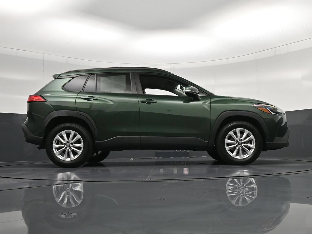 Used 2022 Toyota Corolla Cross LE FWD image 30