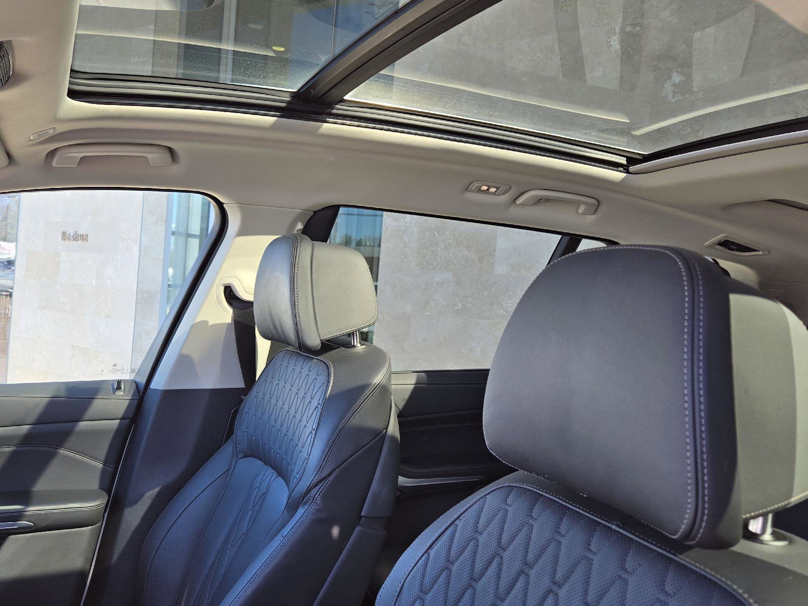 Used 2025 BMW X7 xDrive40i image 7