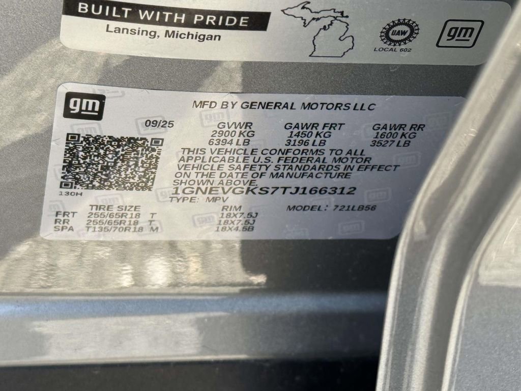 Used 2026 Chevrolet Traverse LT w/ Driver Confidence Package AWD/4WD image 17