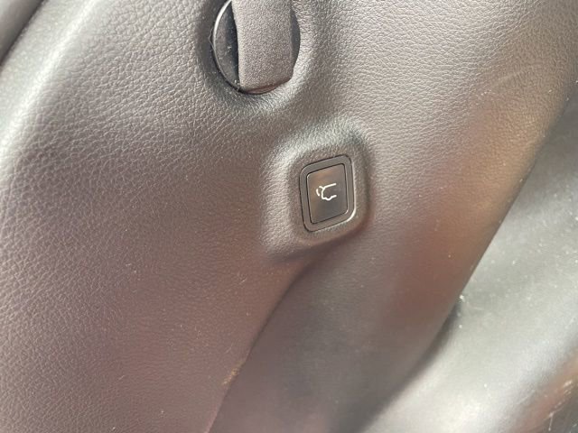 Used 2017 Jeep Compass Trailhawk w/ Leather Interior Group image 11