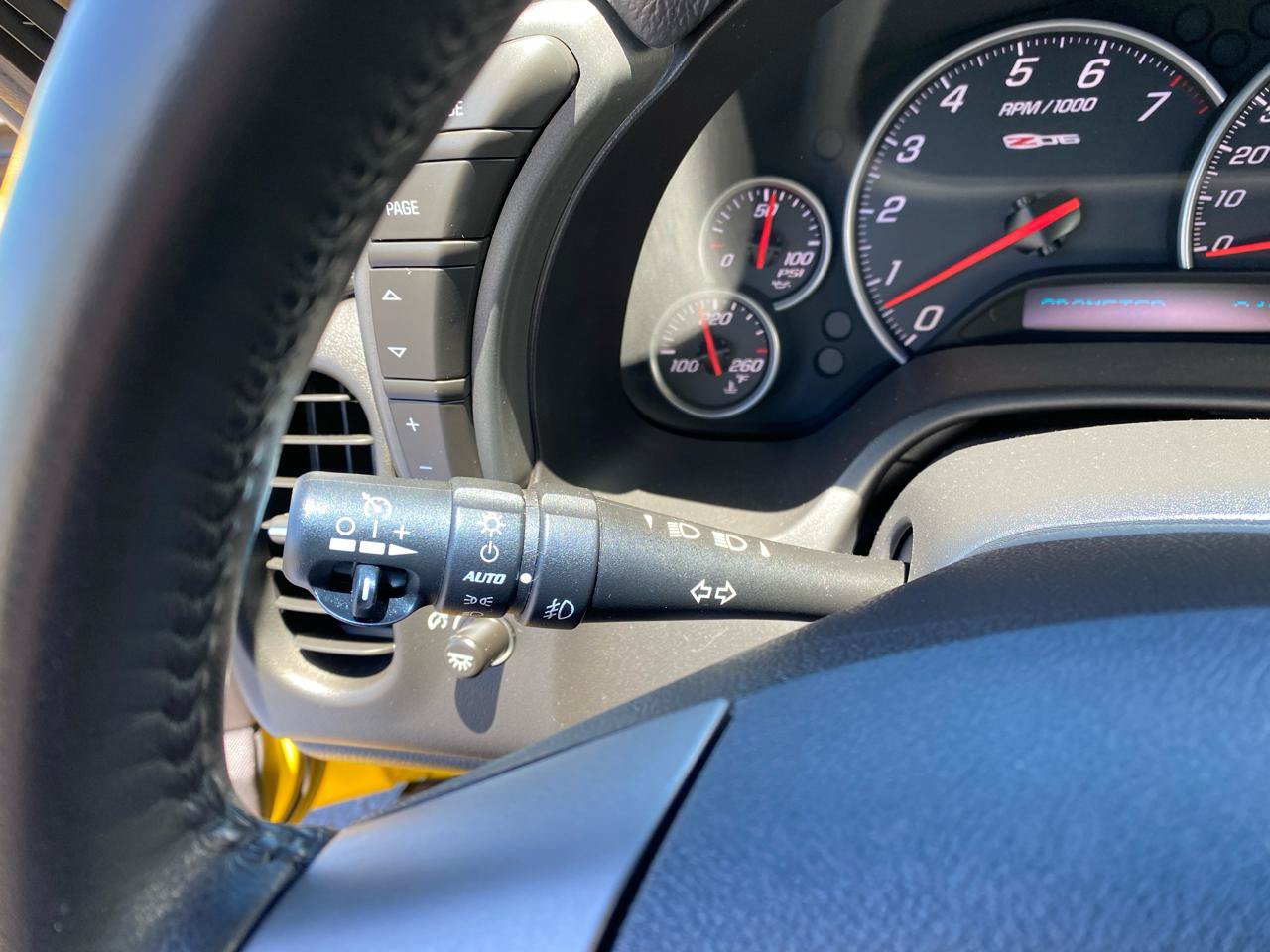 Used 2007 Chevrolet Corvette Z06 w/ Preferred Equipment Group RWD image 21