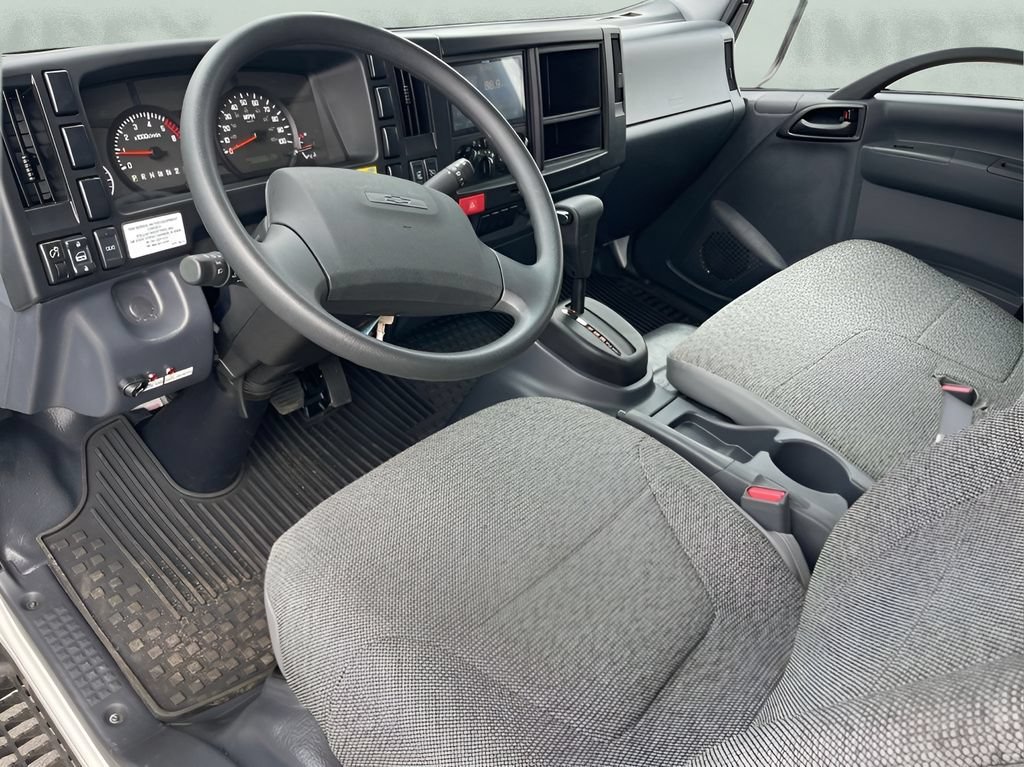 Used 2024 Chevrolet Low Cab Forward RWD image 13