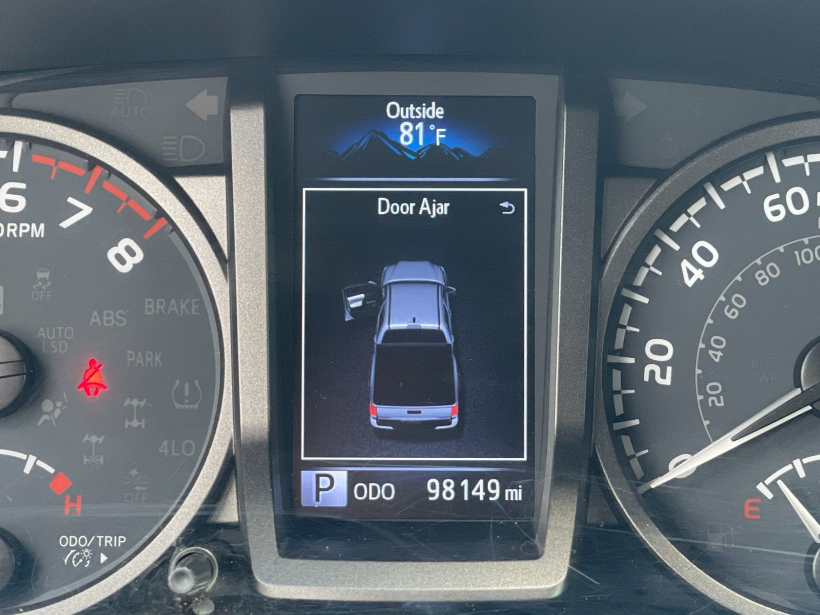 Used 2021 Toyota Tacoma TRD Off-Road w/ Technology Package AWD/4WD image 28