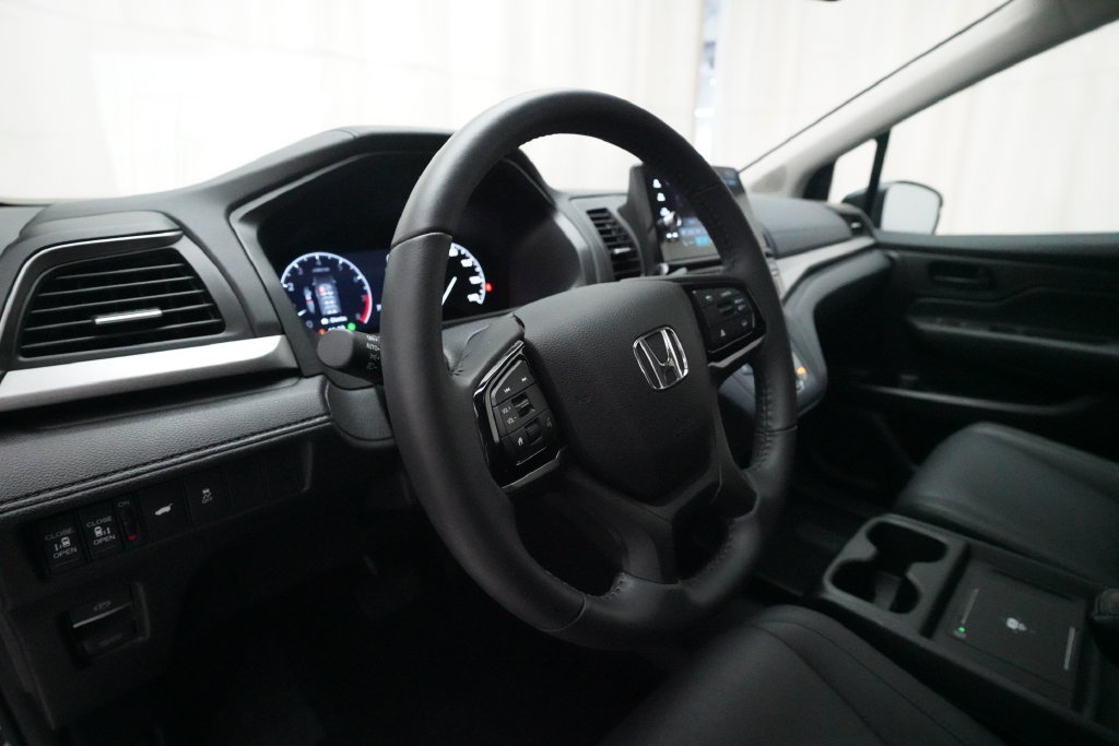 Used 2025 Honda Odyssey EX-L image 8