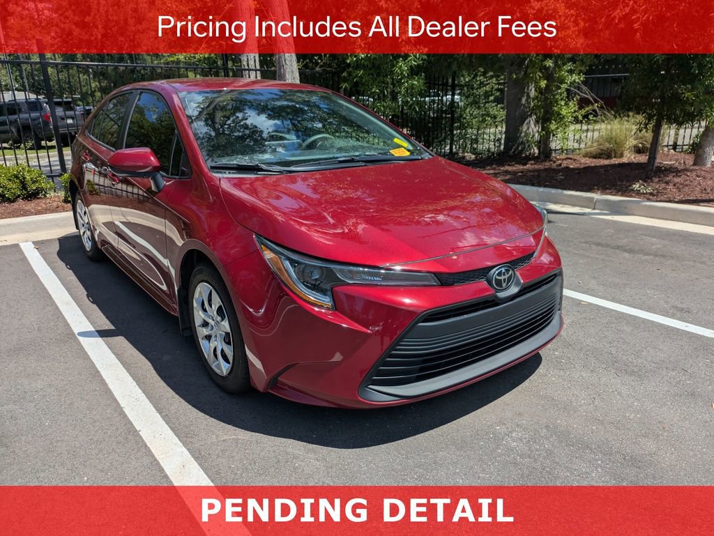 Used 2025 Toyota Corolla LE FWD image 1