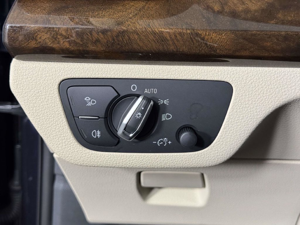 Used 2019 Audi Q5 2.0T Premium Plus AWD/4WD image 18