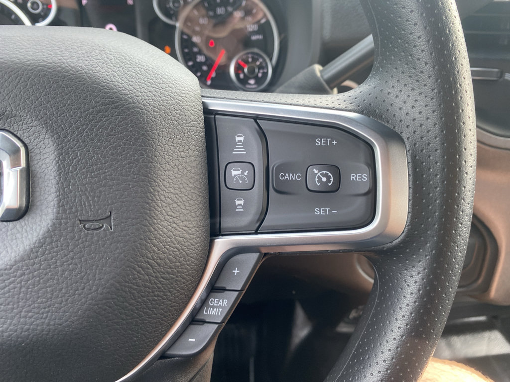 New 2026 RAM 2500 Tradesman w/ Chrome Appearance Group AWD/4WD image 40