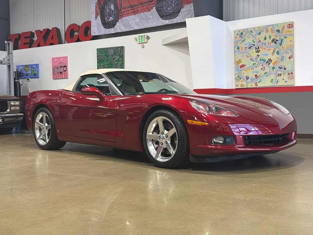 Used 2006 Chevrolet Corvette Convertible w/ Preferred Equipment Group RWD image 65