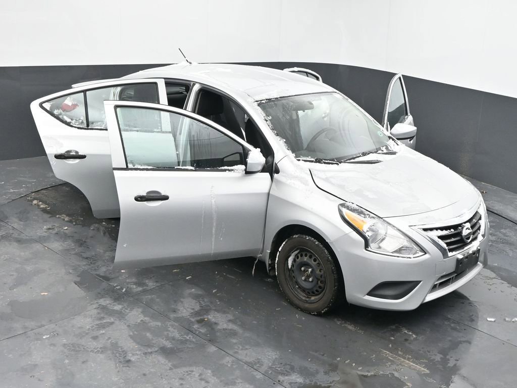 Used 2019 Nissan Versa S Plus image 53