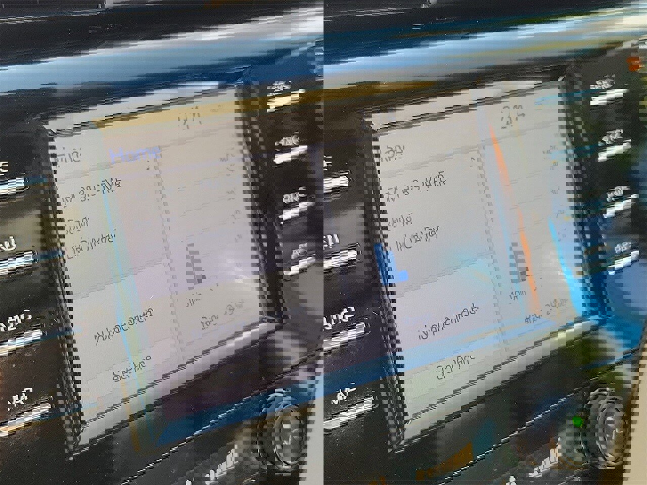 Used 2019 Toyota Camry SE image 26