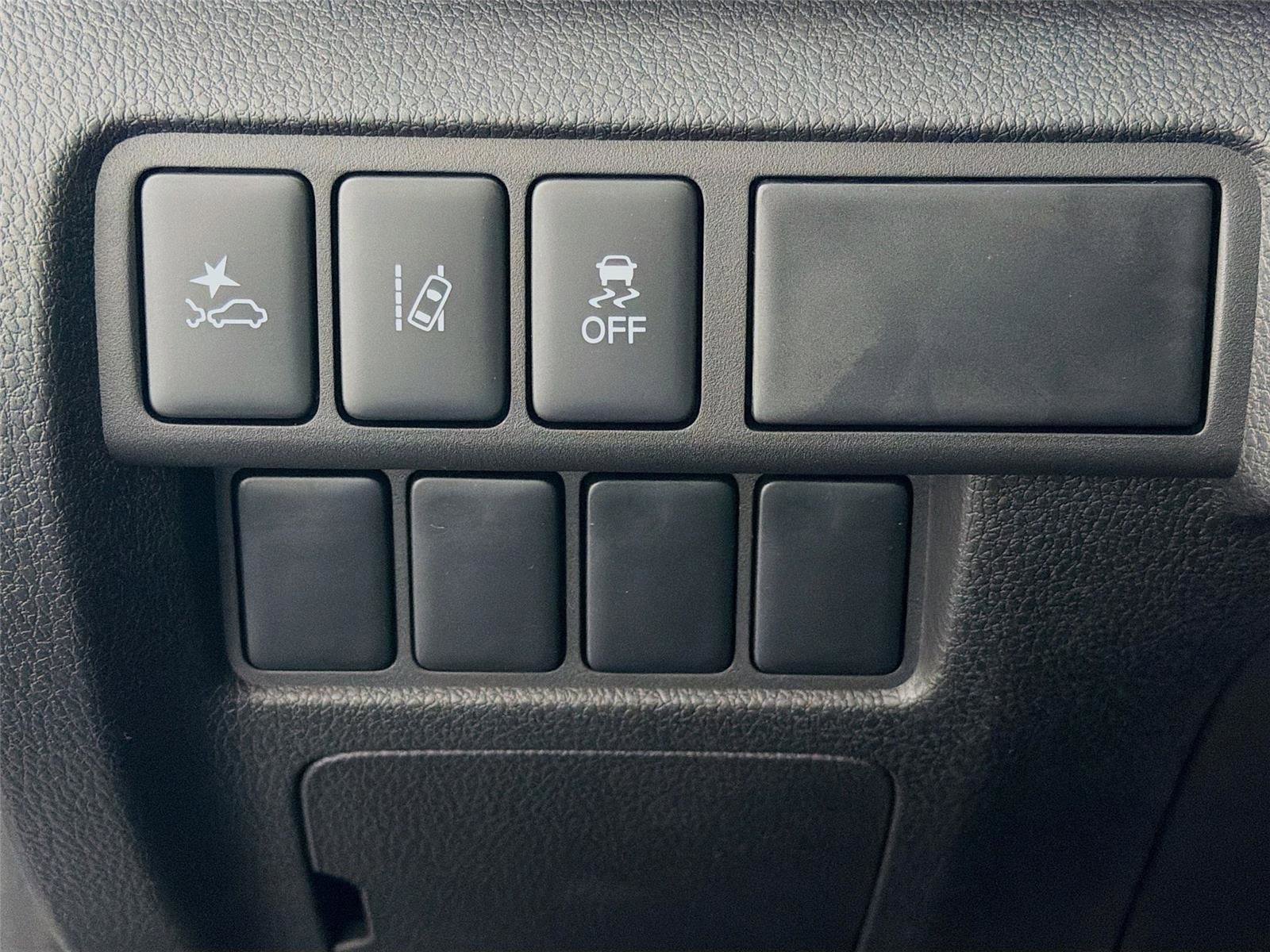 New 2026 Mitsubishi Eclipse Cross LE AWD/4WD image 10