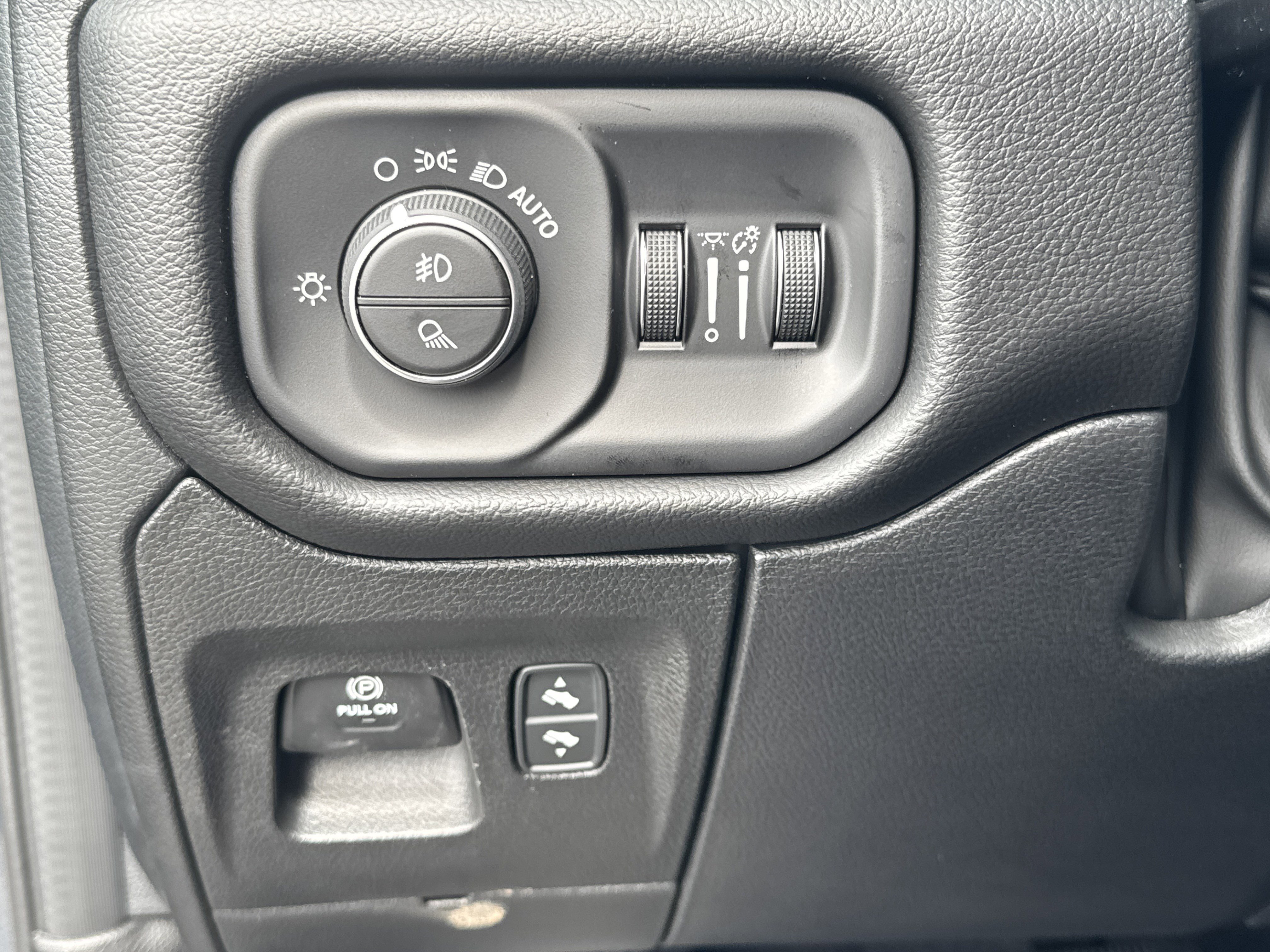 New 2026 RAM 1500 Big Horn image 38