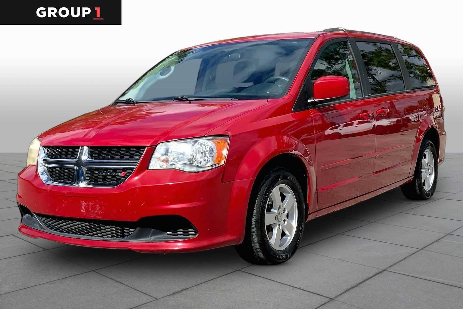Used 2013 Dodge Grand Caravan SXT FWD image 1