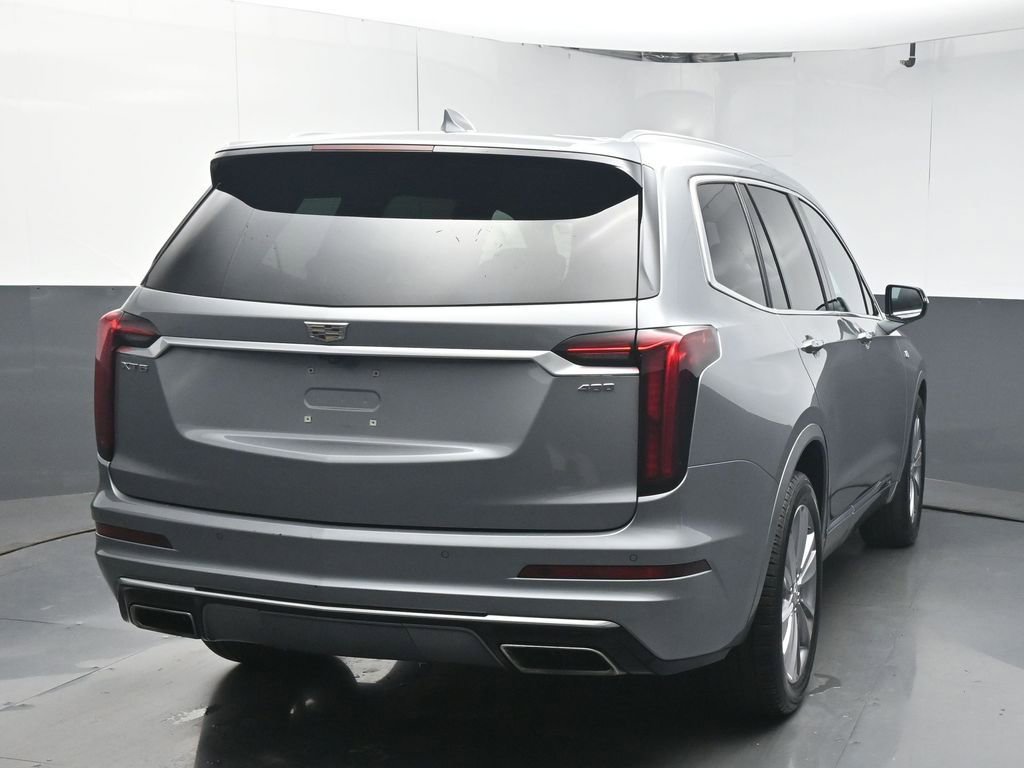 Used 2024 Cadillac XT6 Premium Luxury image 7