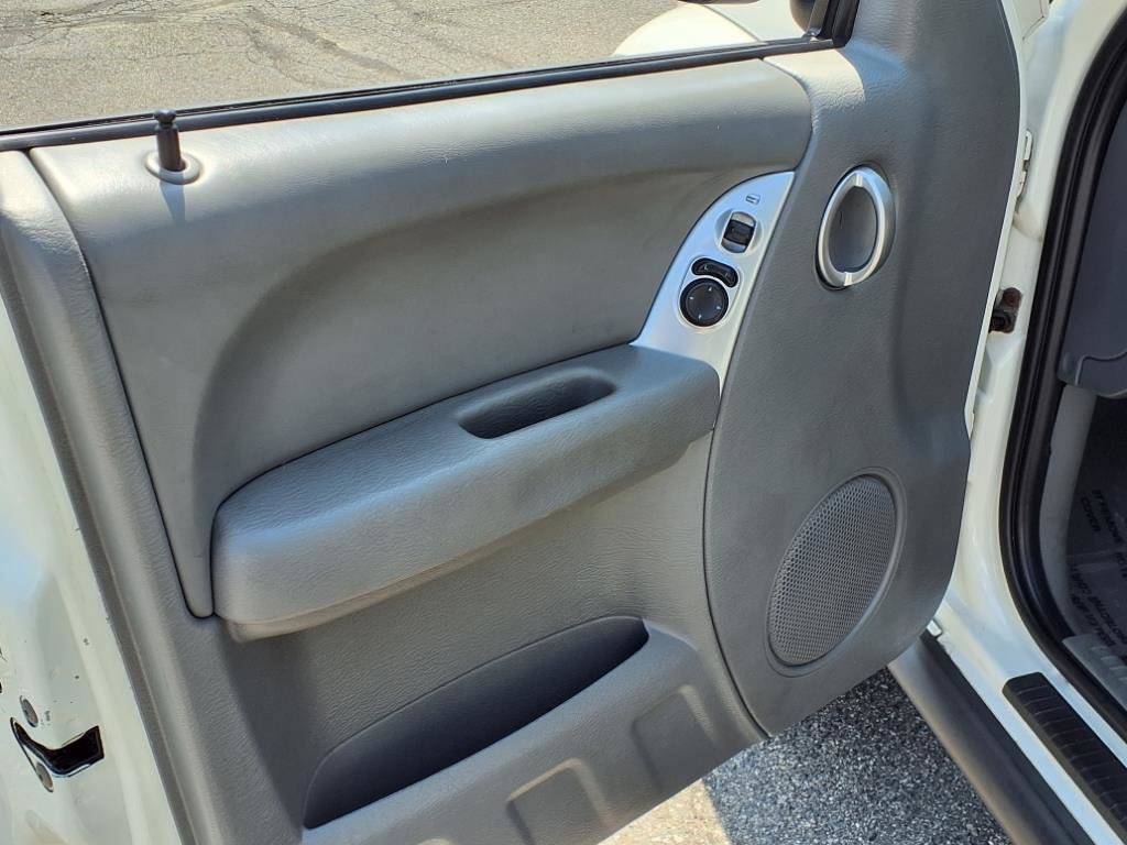 Used 2006 Jeep Liberty Limited image 6