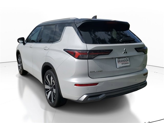 New 2025 Mitsubishi Outlander SEL image 4