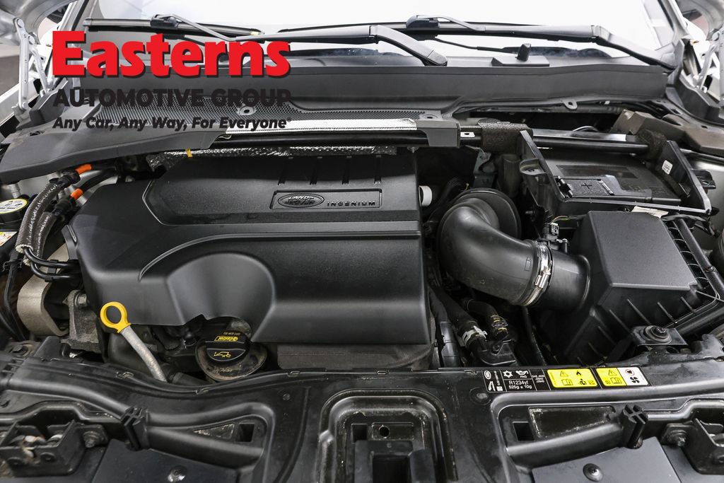 Used 2021 Land Rover Discovery Sport SE R-Dynamic AWD/4WD image 7