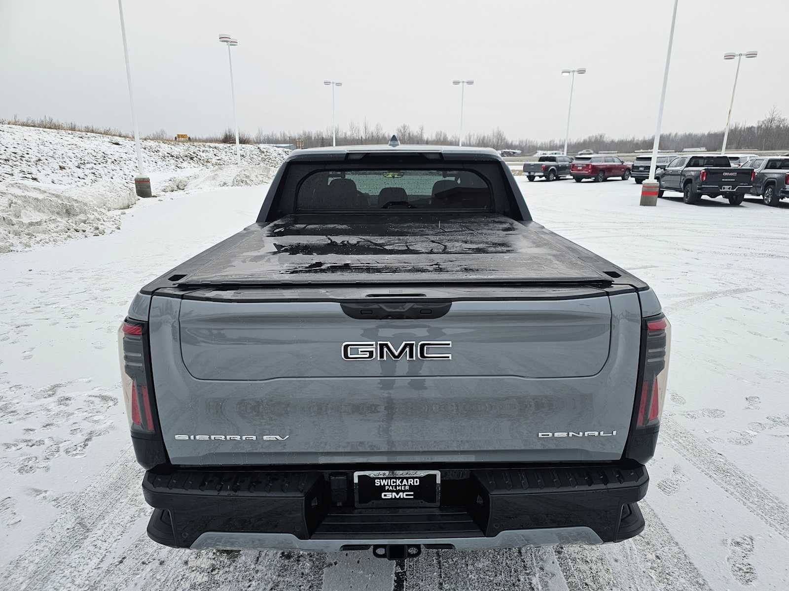 New 2024 GMC Sierra EV Denali AWD/4WD image 19
