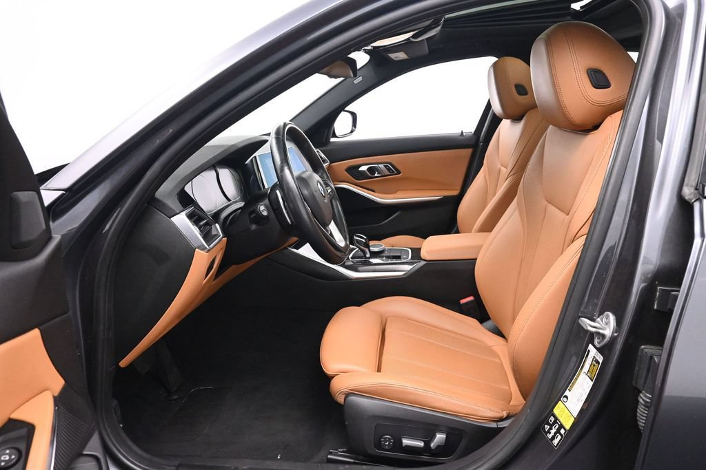 Used 2022 BMW 330i xDrive Sedan w/ Driving Assistance Package AWD/4WD image 15