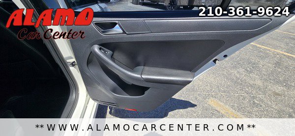 Used 2011 Volkswagen Jetta SE FWD image 22