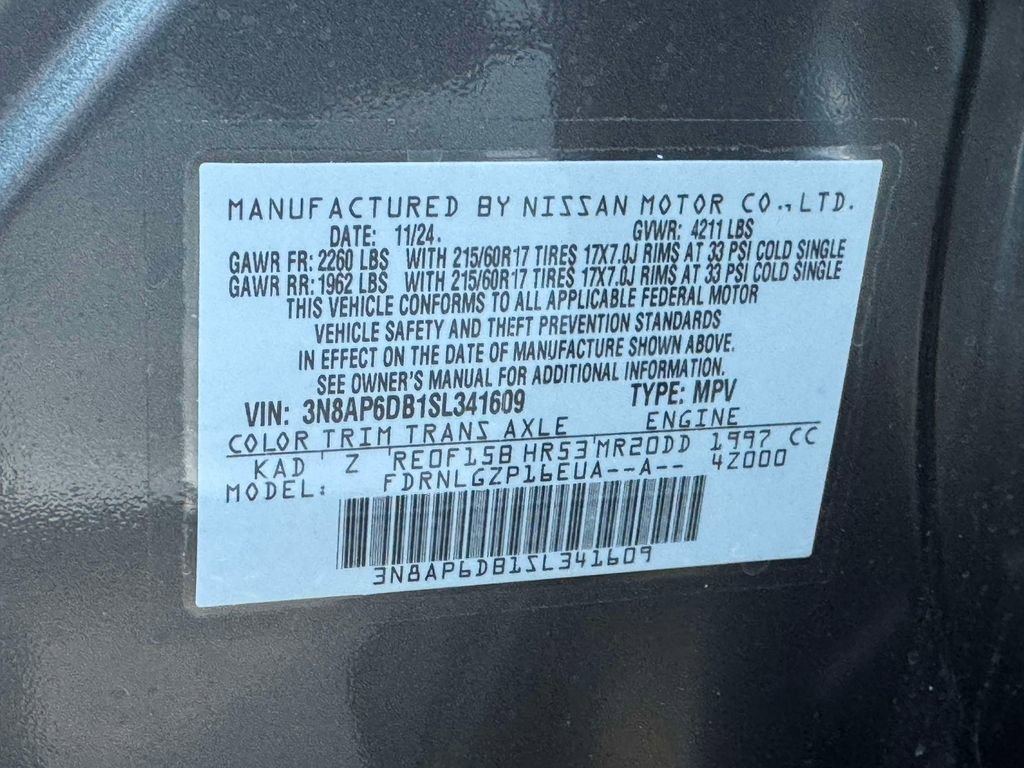Used 2025 Nissan Kicks SR AWD/4WD image 18
