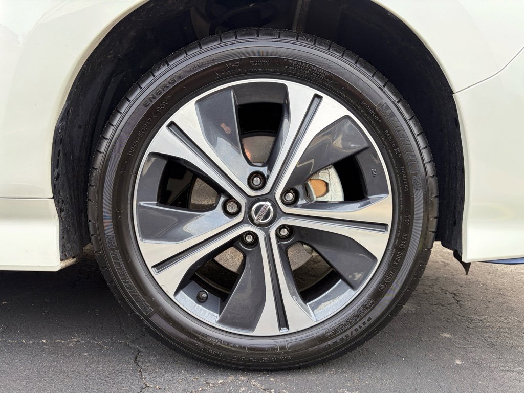 Used 2020 Nissan Leaf SV Plus image 30