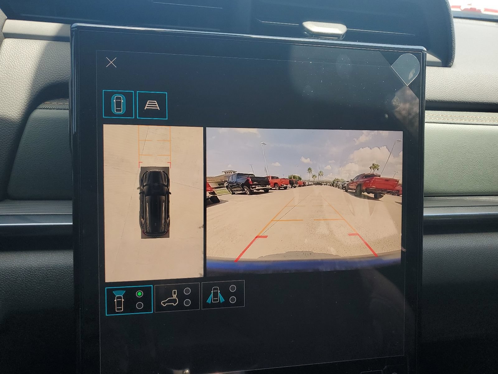 New 2026 GMC Terrain AT4 w/ Technology Package II AWD/4WD image 26