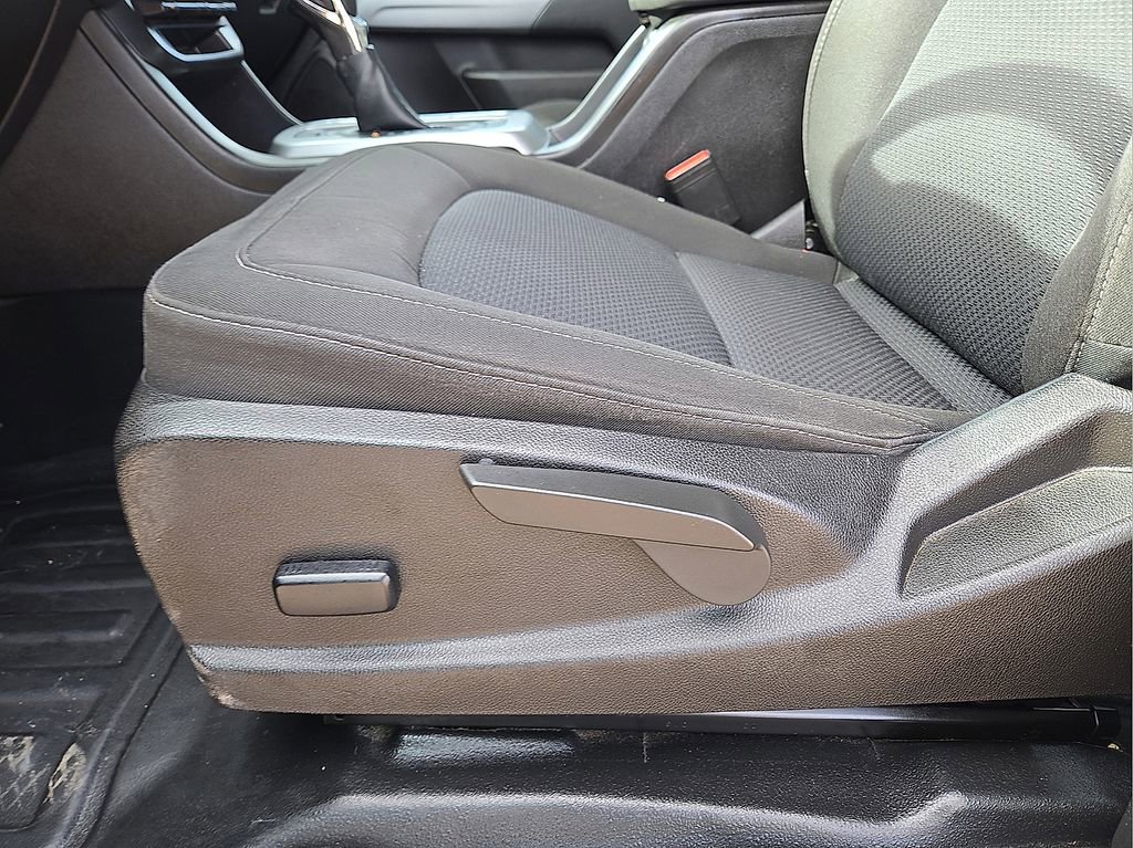 Used 2022 Chevrolet Colorado LT w/ Fleet Safety Package image 15