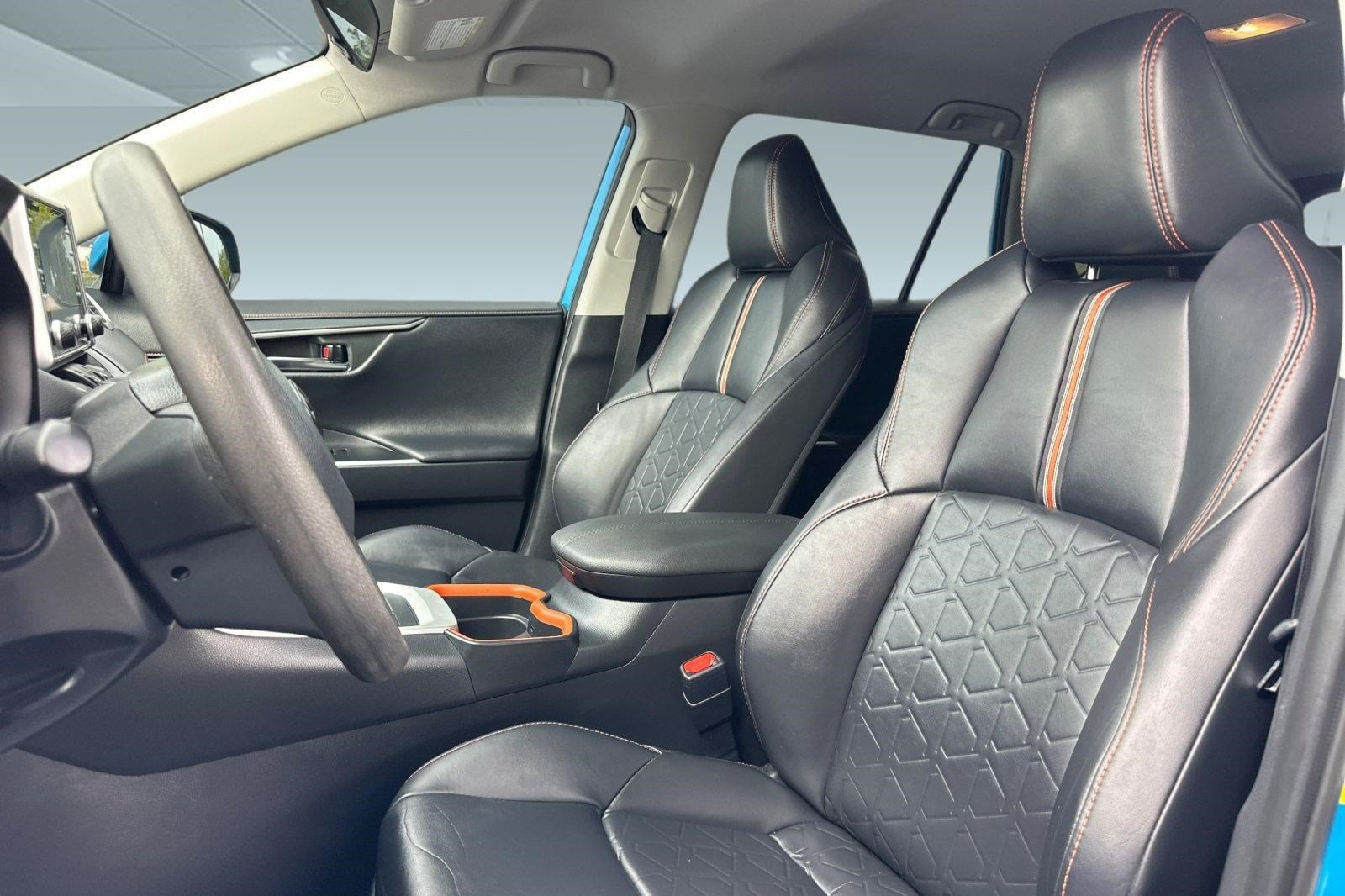 Used 2019 Toyota RAV4 Adventure AWD/4WD image 5