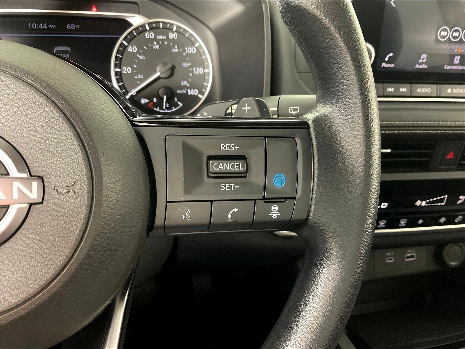 Used 2023 Nissan Rogue SV AWD/4WD image 12