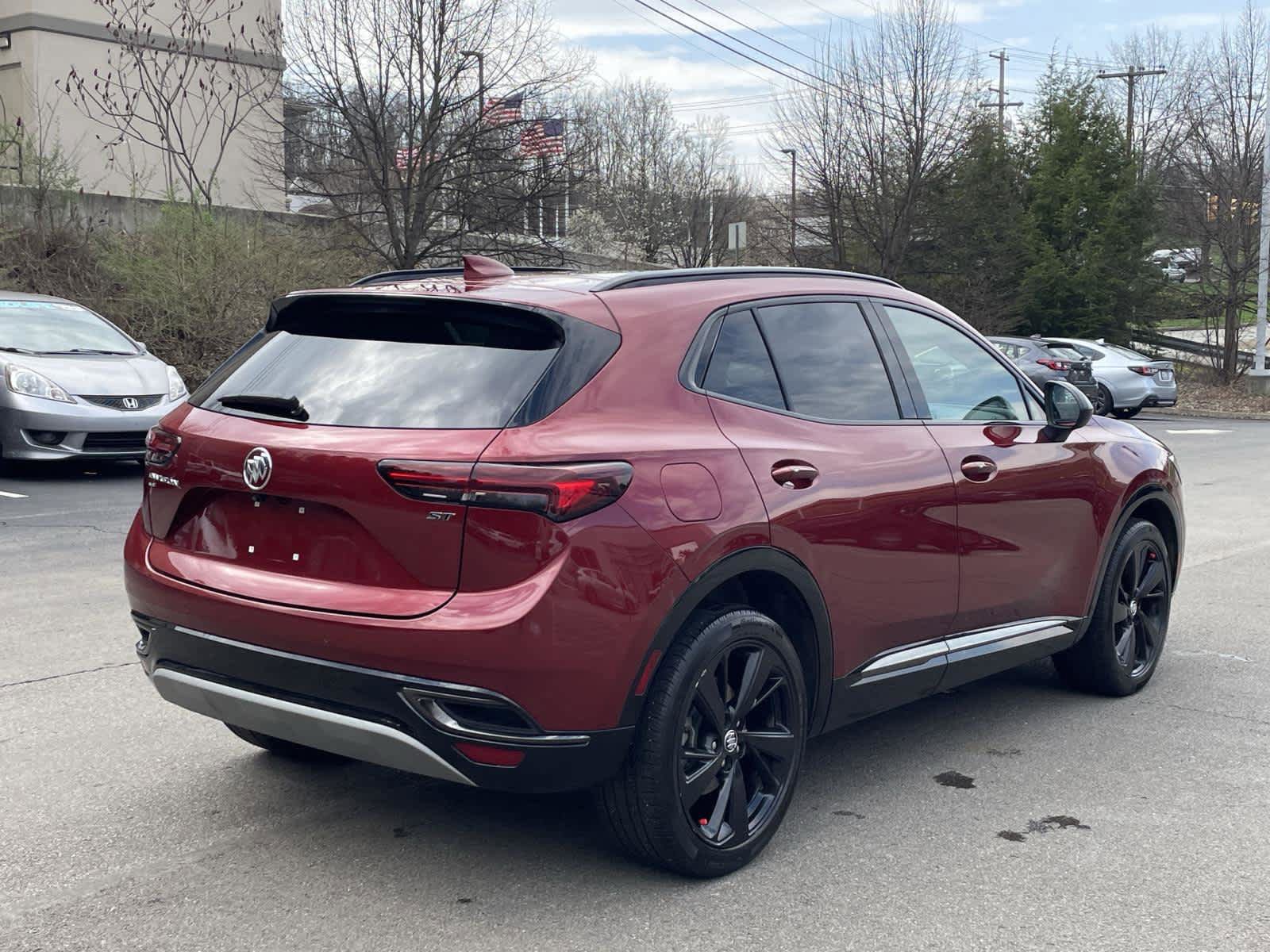 Used 2023 Buick Envision Essence w/ Sport Touring Package image 5