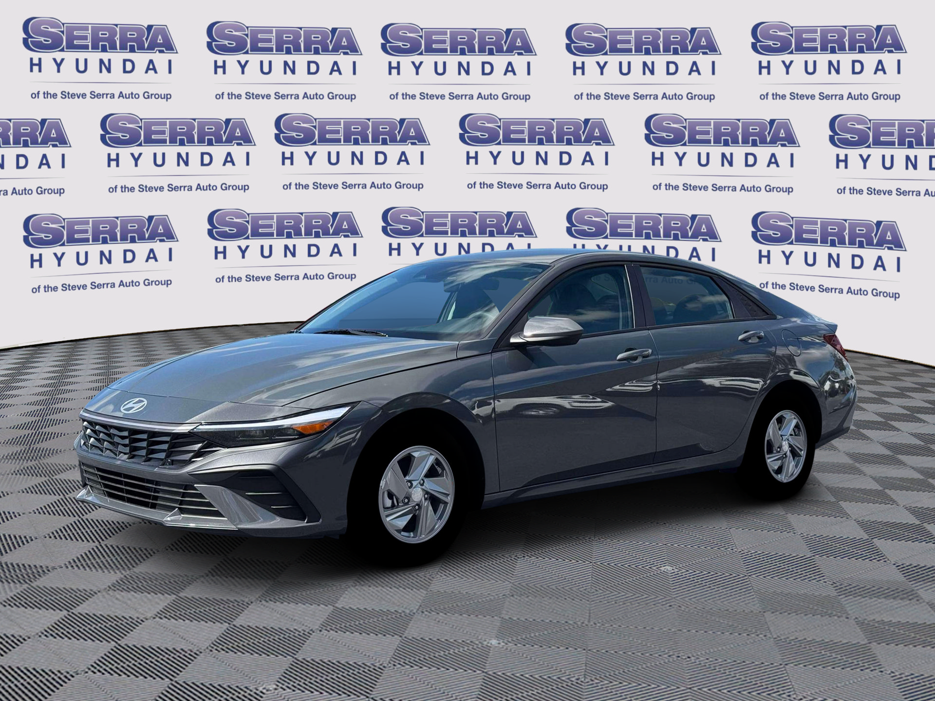 New 2026 Hyundai Elantra SE FWD image 3