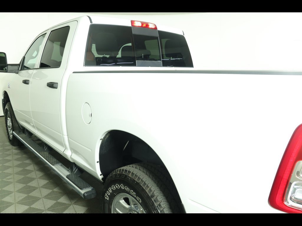 Used 2024 RAM 2500 Tradesman w/ Chrome Appearance Group image 16