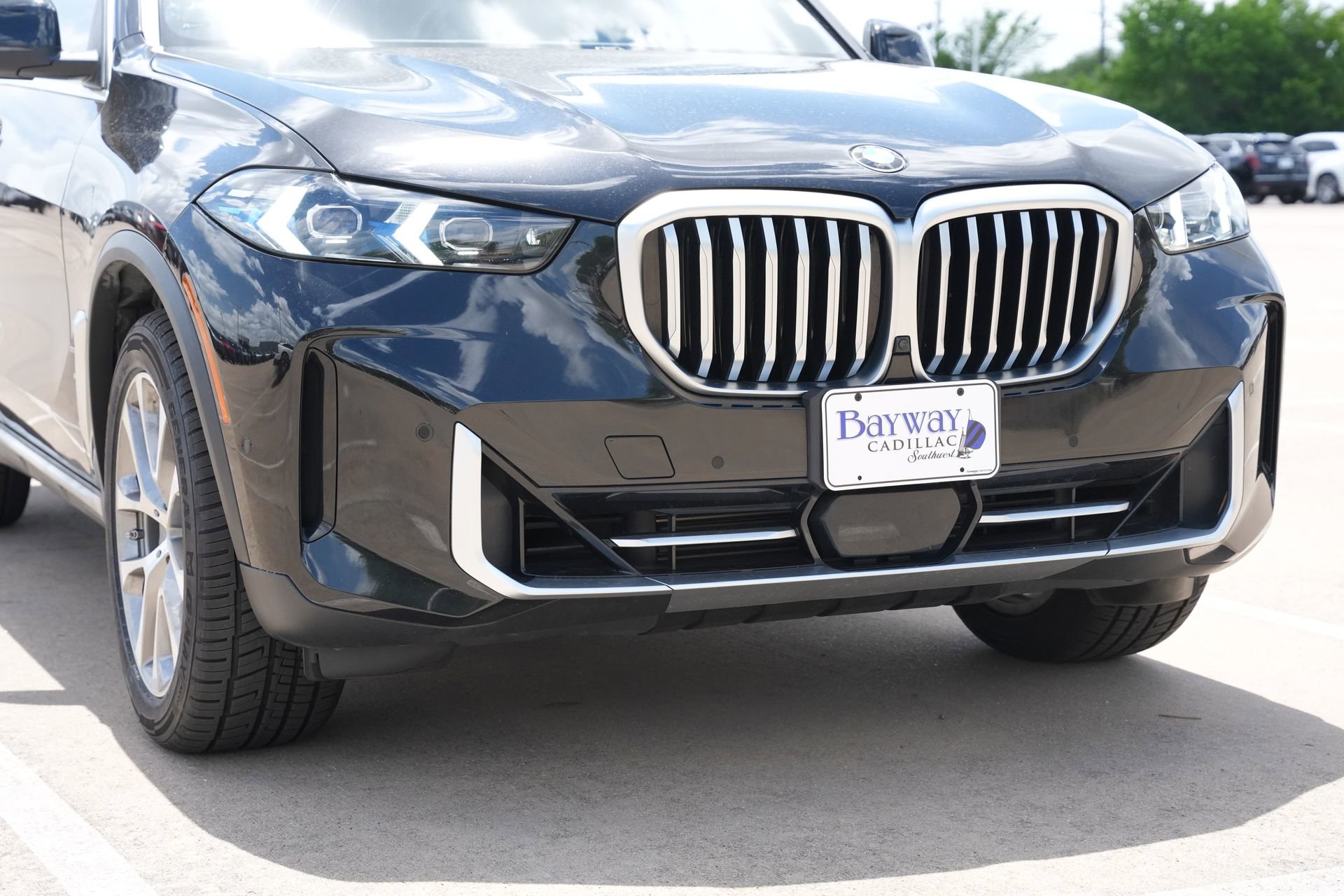 Used 2024 BMW X5 sDrive40i w/ Premium Package image 26