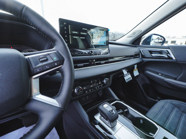 New 2026 Mitsubishi Outlander AWD image 20