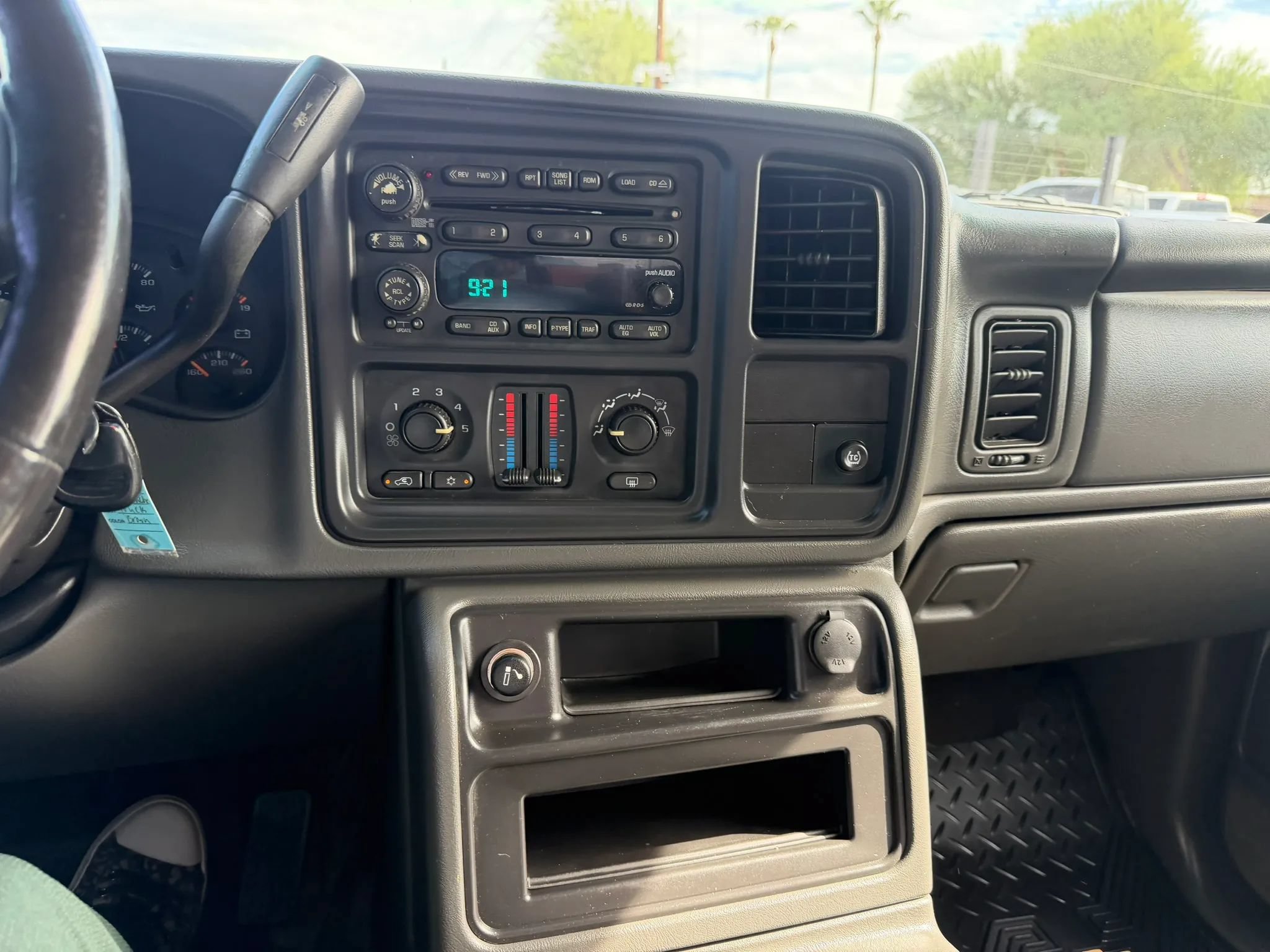 Used 2003 Chevrolet Avalanche 2WD image 23
