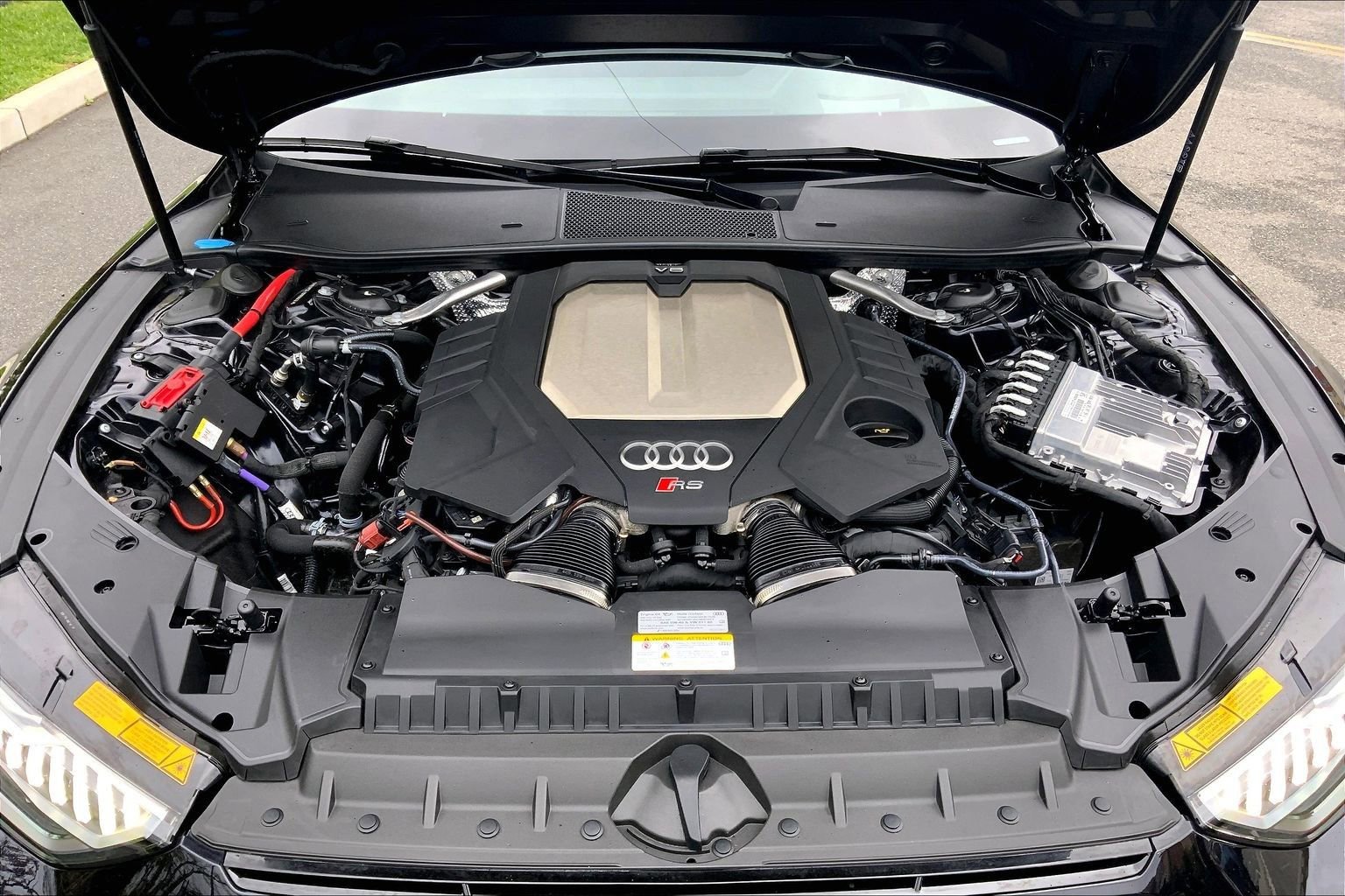 Used 2023 Audi RS 7 Sportback AWD/4WD image 29