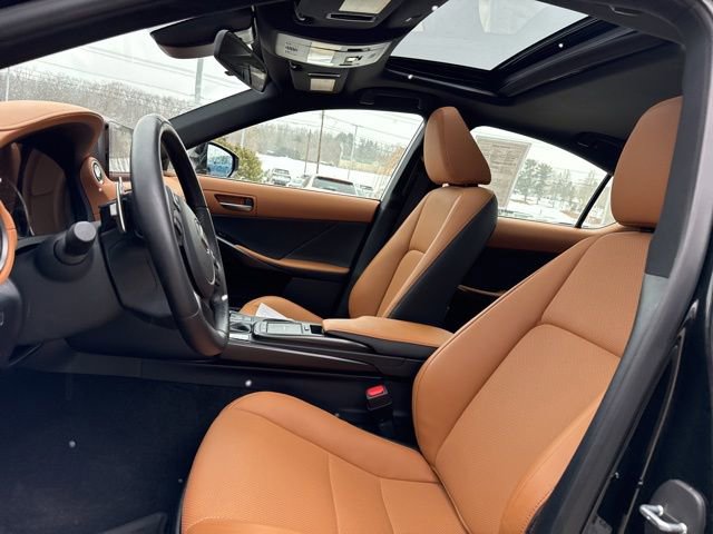 Used 2025 Lexus IS 350 F Sport w/ Navigation Package image 25